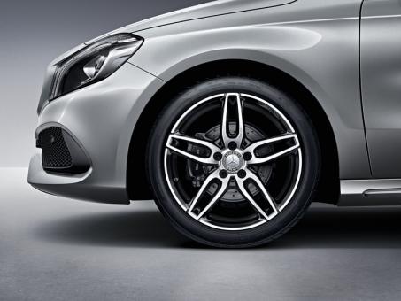 Cerchio in alluminio AMG a 5 doppie razze 