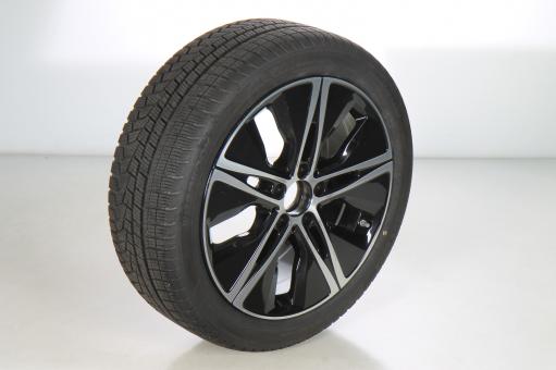 Wheel Package invernali in lega da 18 pollici con pneumatici Hankook per Classe A 177, CLA ShootingBrake X118 e altri, Mercedes-Benz originale