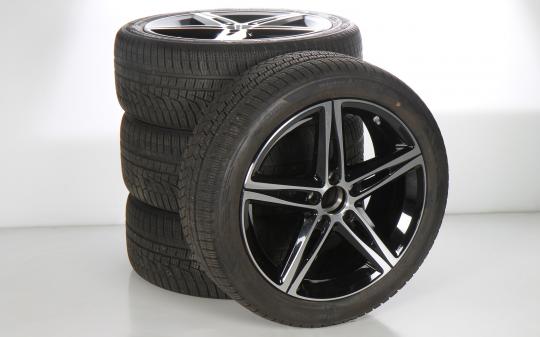 Set di ruote invernali in lega da 18 pollici con pneumatici Hankook per Classe B 247, CLA ShootingBrake X118 e altri, Mercedes-Benz originale