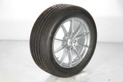 Wheel Package invernali in lega da 18 pollici con pneumatici Bridgestone per Classe S 223, Mercedes-Benz originale