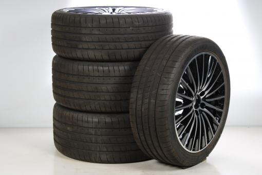 Set di ruote estive in lega da 19 pollici con pneumatici Goodyear per CLE 236, Mercedes-AMG originale