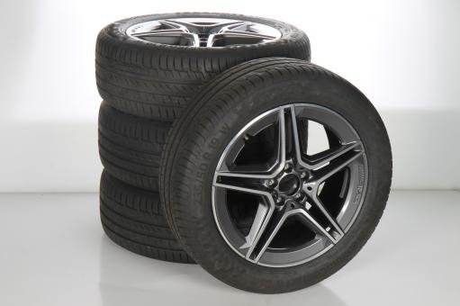 Set di ruote estive in lega da 19 pollici con pneumatici Continental per Classe GLA H247, Classe GLB X247, Mercedes-AMG originale