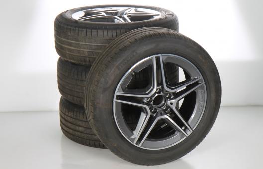 Set di ruote estive in lega da 19 pollici con pneumatici Pirelli per Classe GLB X247, Classe GLA H247, Mercedes-AMG originale