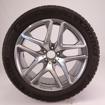 Ruota completa Alu MICHELIN/Pilot5ERG AMG a 5 doppie razze 