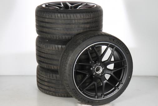 Set di ruote estive in lega da 21 pollici con pneumatici Michelin per AMG-GT-Coupe 290, Mercedes-AMG originale